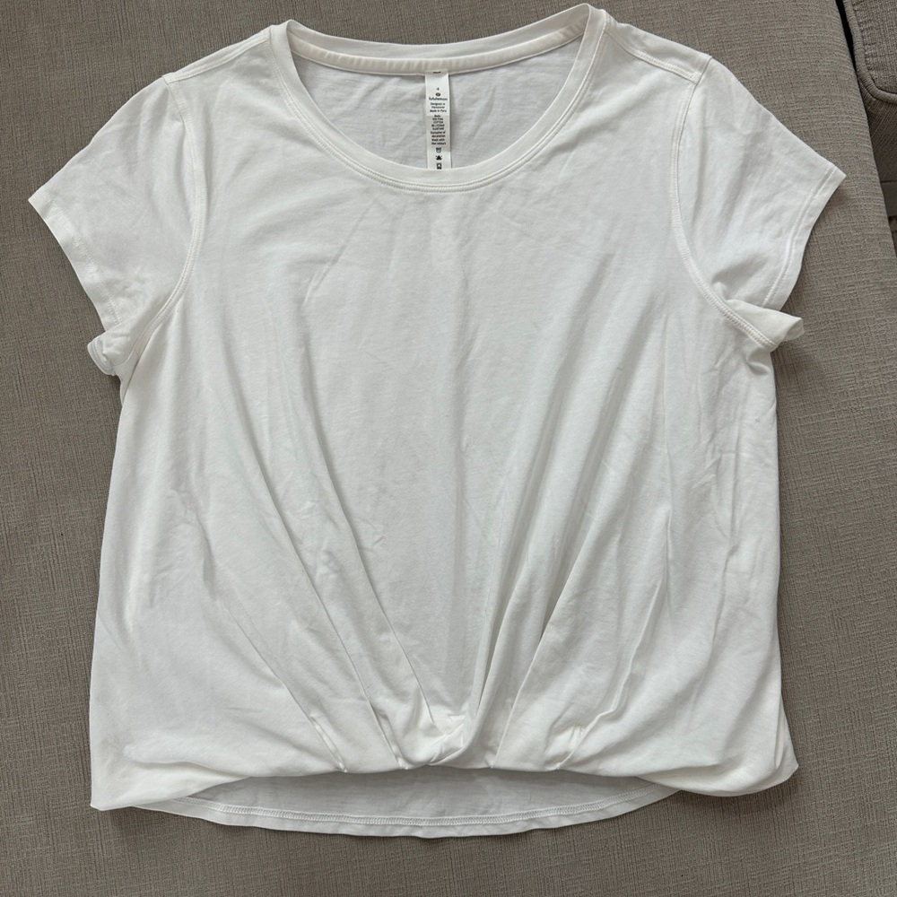 NWOT Lululemon Pleats and Thank You White Short Sleeve Tee - Size 4